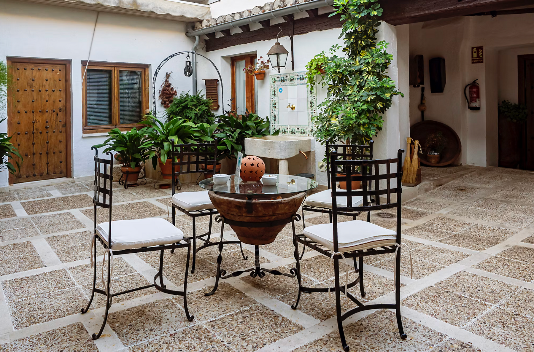 Best Grout for Patio Slabs - Glean